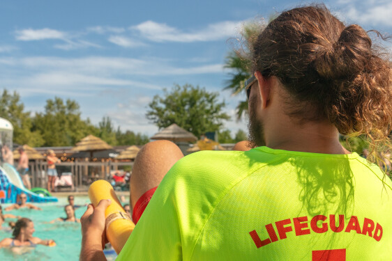 surveillant baignade 2